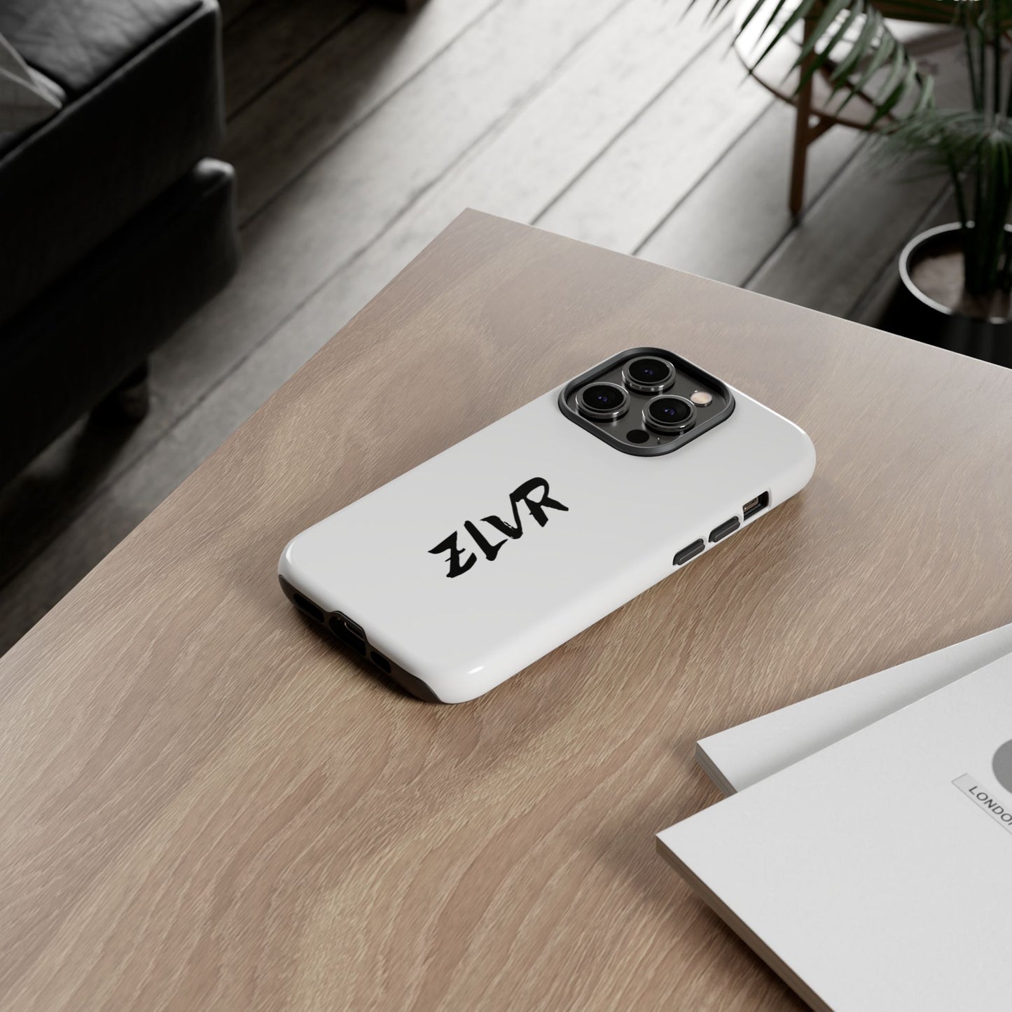 White Phone Case With ZLVR Desing For İphone 16 Pro Max - İphone X